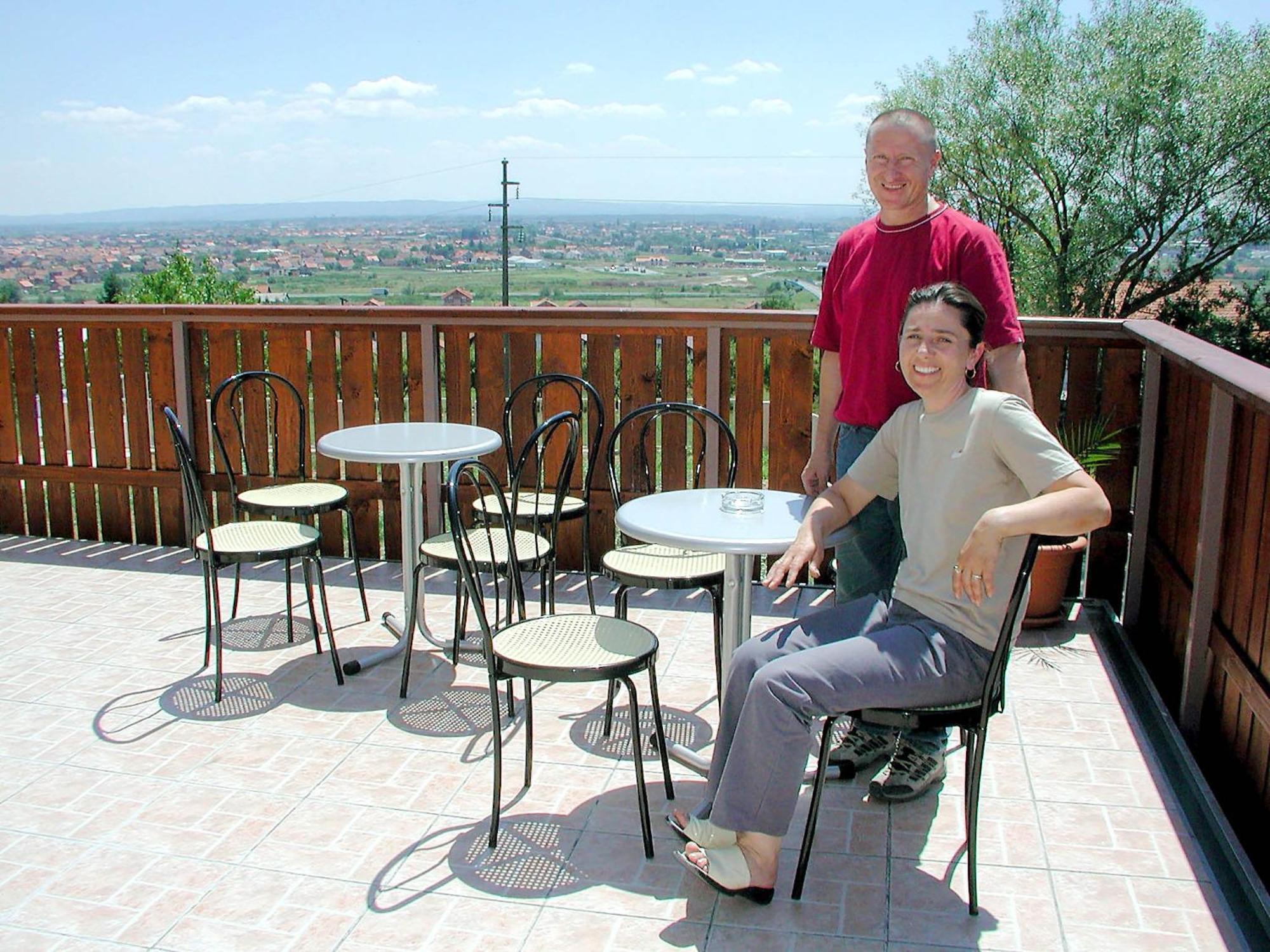 Pansion Antonio Acomodação com café da manhã Slavonski Brod Exterior foto